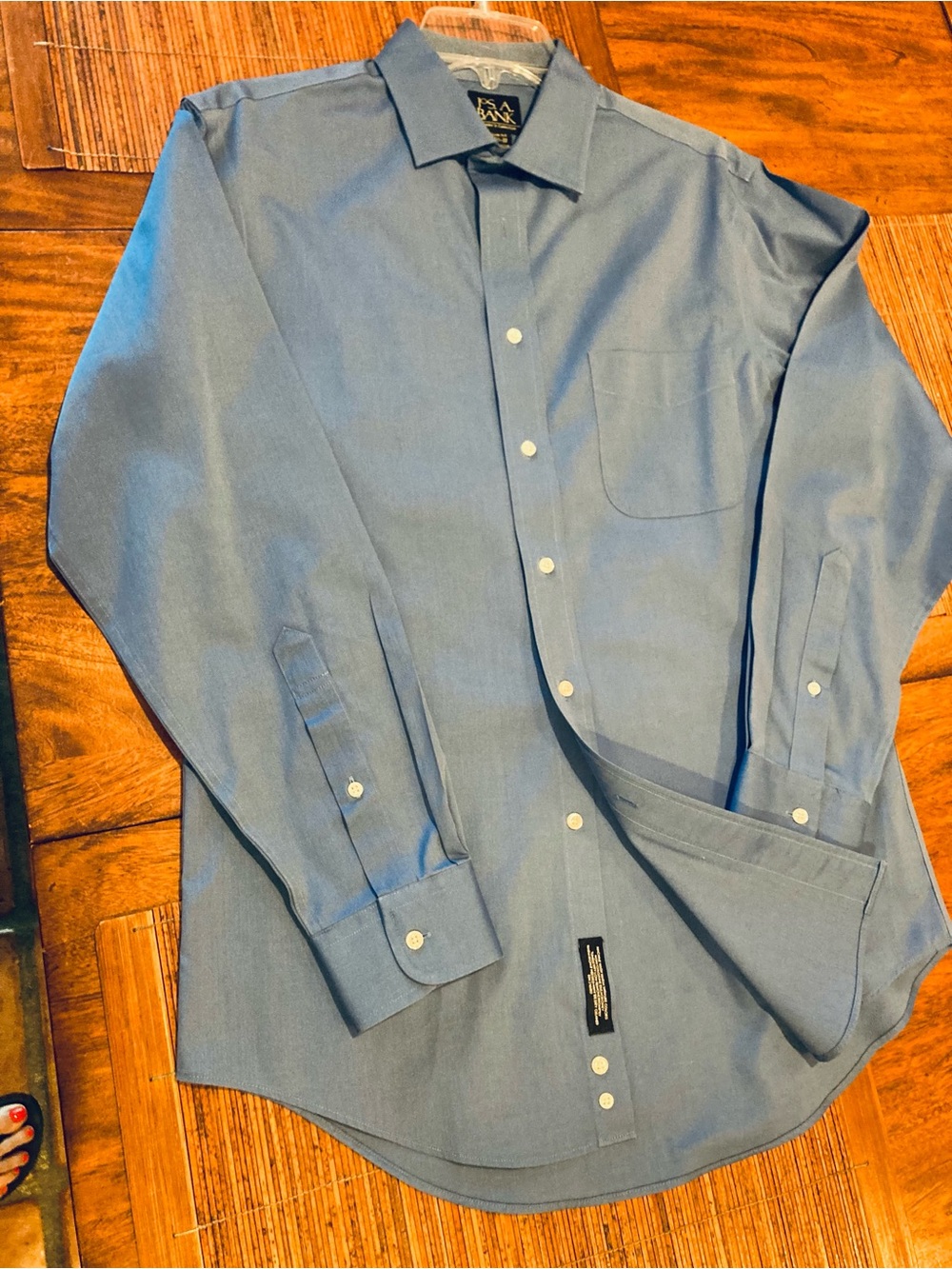 Jos A Bank Spread collar men’s dress shirt in French Blue